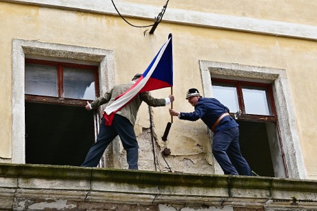 OŽIVLÝ  JOSEFOV (5)